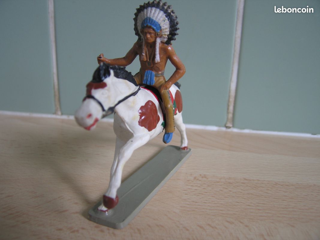 Lot Cowboys Indiens Maison Farwest Starlux Ceji Bois Et Autres Marques