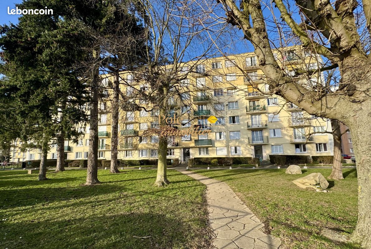 Appartement 4 pièces 68 m² · à Dreux · 68 m² · 80 000 €