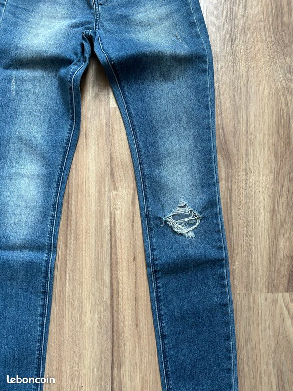 Jean bleu troué Slim Only Tailles XS-S (image 2)