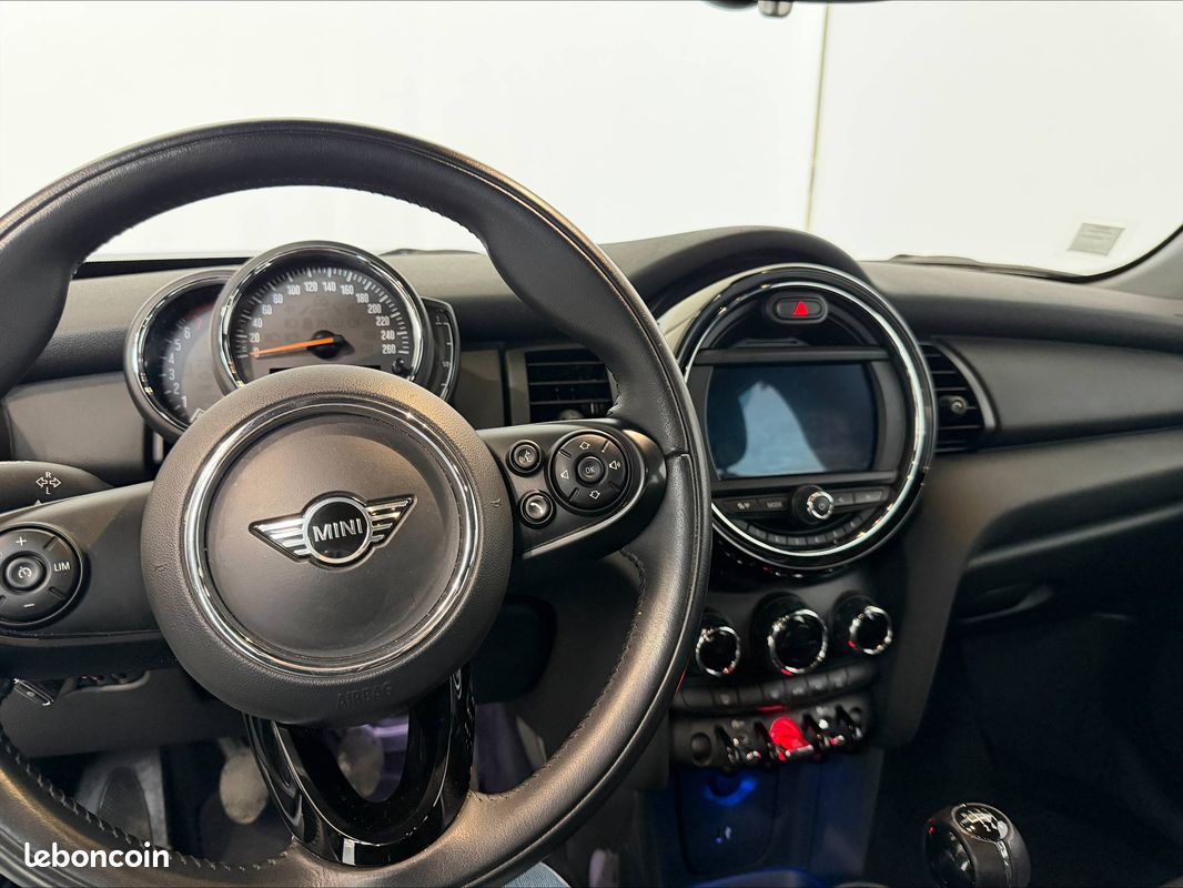 MINI Hatch 5 Portes One 102 ch (image 13)