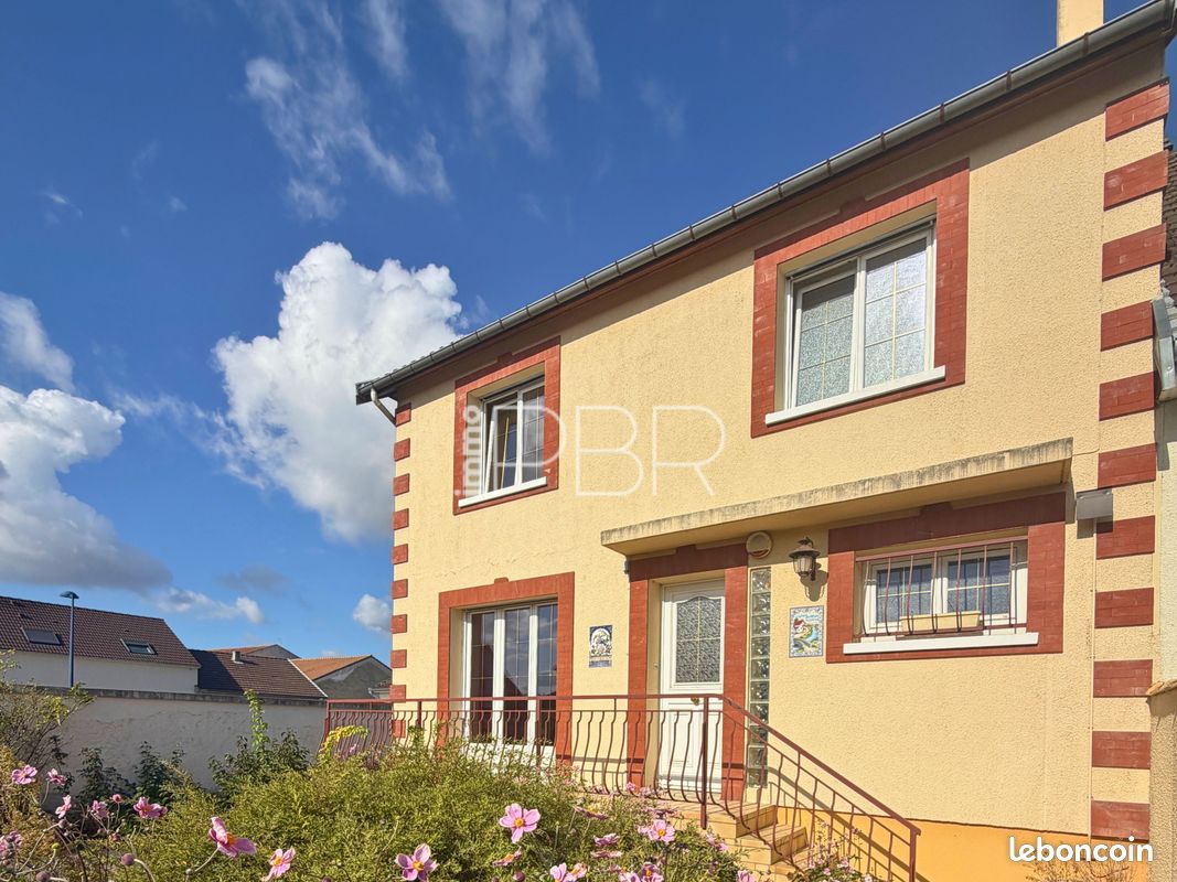 Maison 6 pièces 123 m² · à Bétheny · 123 m² · 299 900 €