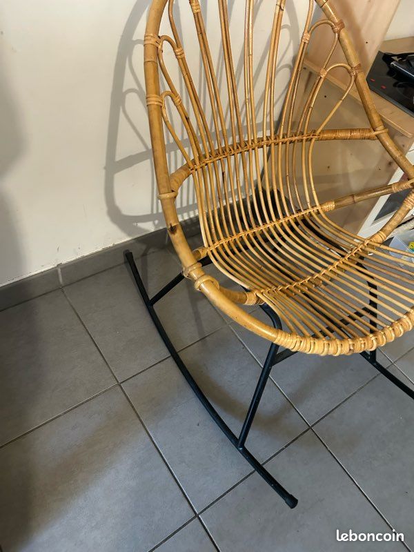 Fauteuil à bascule en rotin (image 2)