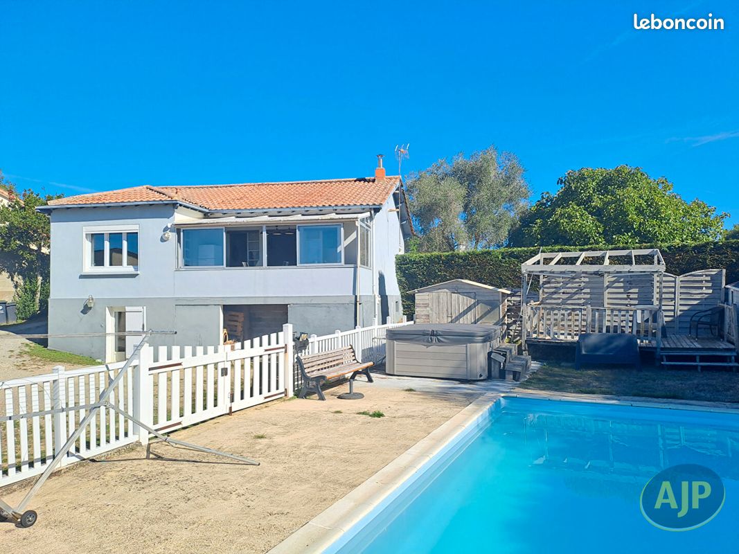 Maison 5 pièces 122 m² · à Apremont · 122 m² · 233 200 €
