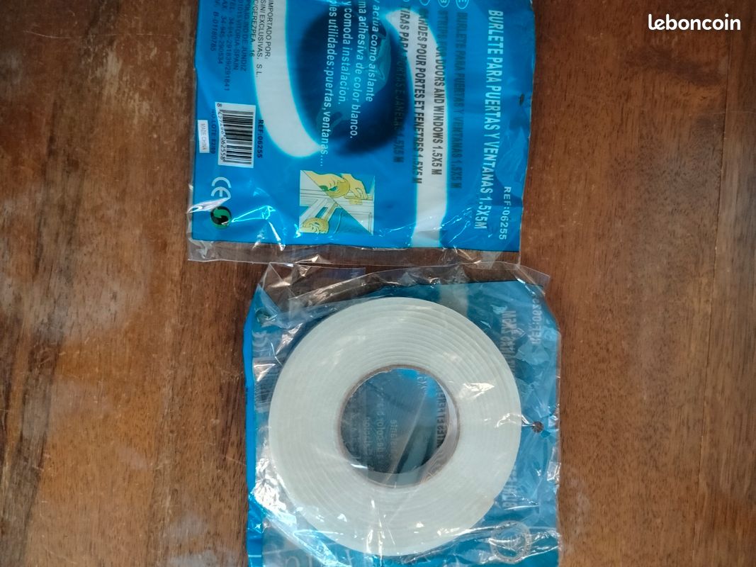 2 bandes joint en mousse pour porte et fenêtre 1.5 X 5m (image 1)