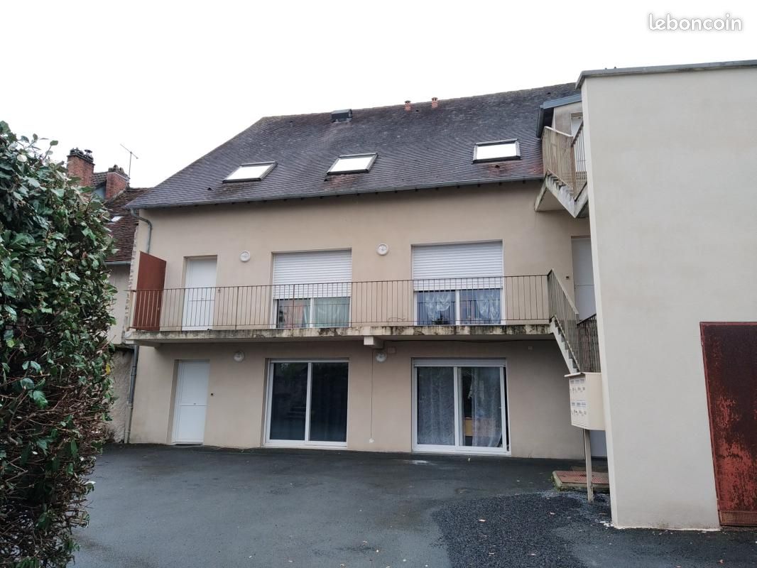 Appartement 5 pièces 99 m² · à Lubersac · 99 m² · 594 €/mois