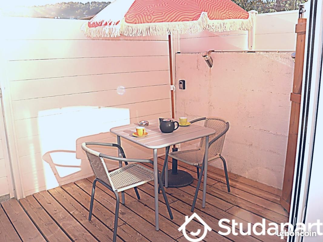 Appartement 1 pièce 18 m² · à Carnoux-en-Provence · 18 m² · 670 €/mois