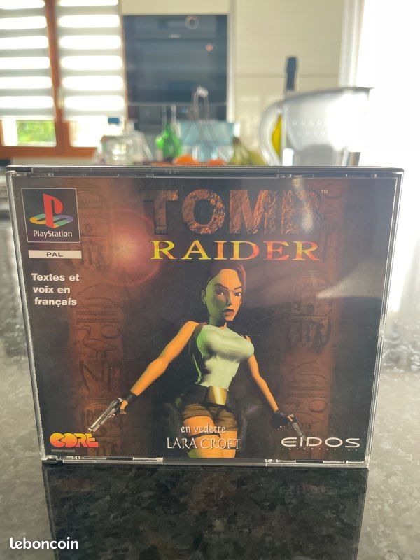 TOMB RAIDER - PS1 Complet Version Française Big box
