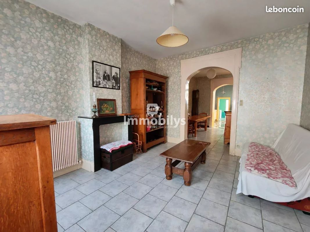 Maison 5 pièces 93 m² · à Sin-le-Noble · 93 m² · 82 000 €