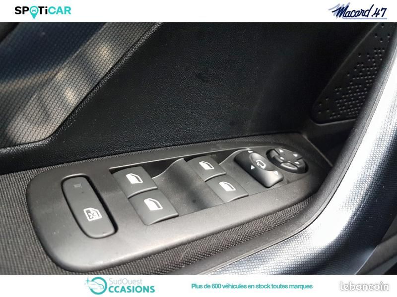 Peugeot 2008 1.2 PureTech 110ch Allure S&S EAT6 (image 15)