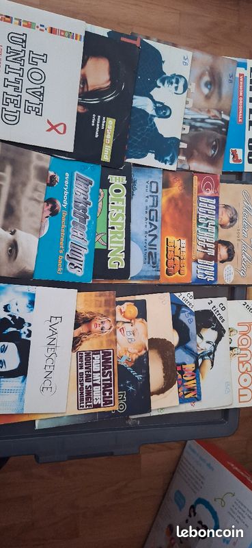 60 CD artistes etrangers (image 1)