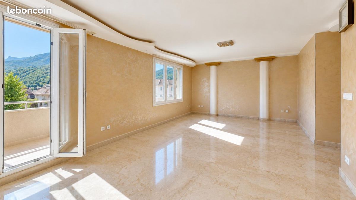 Appartement 3 pièces 54 m² · à Fontaine · 54 m² · 127 000 €