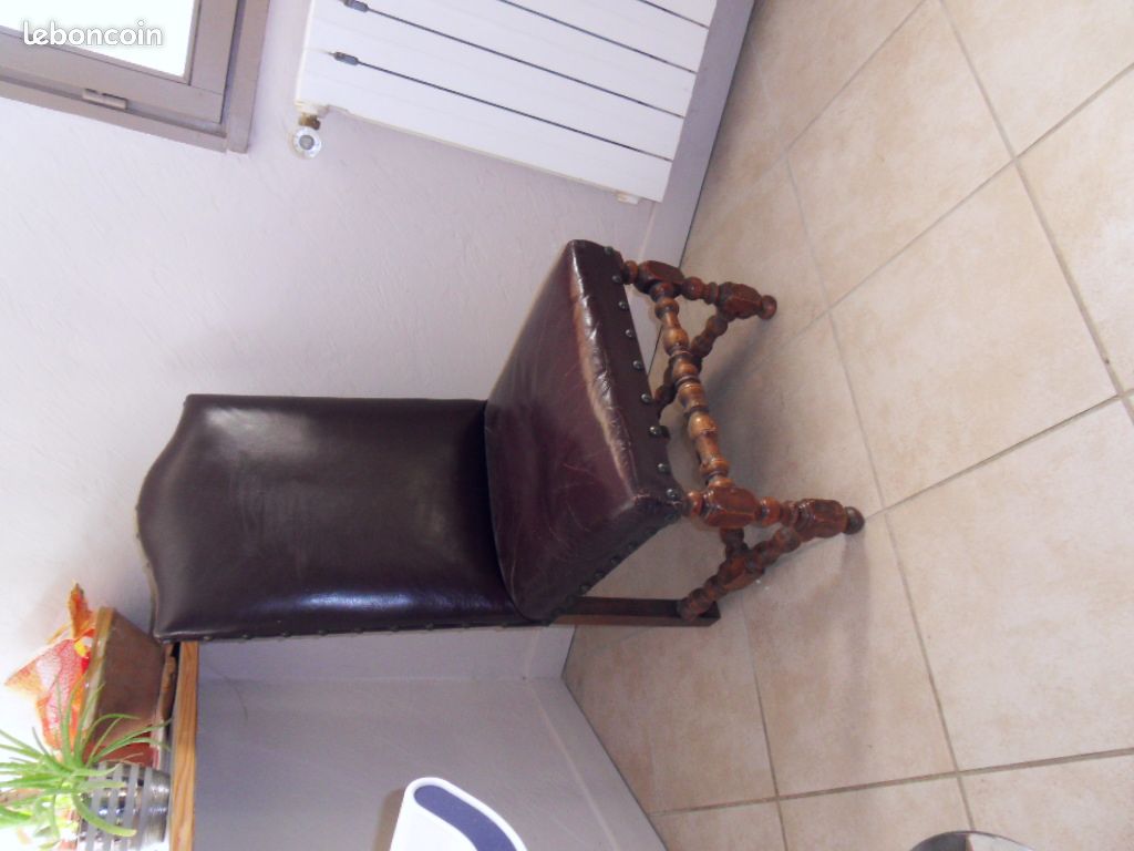 Chaises (image 1)
