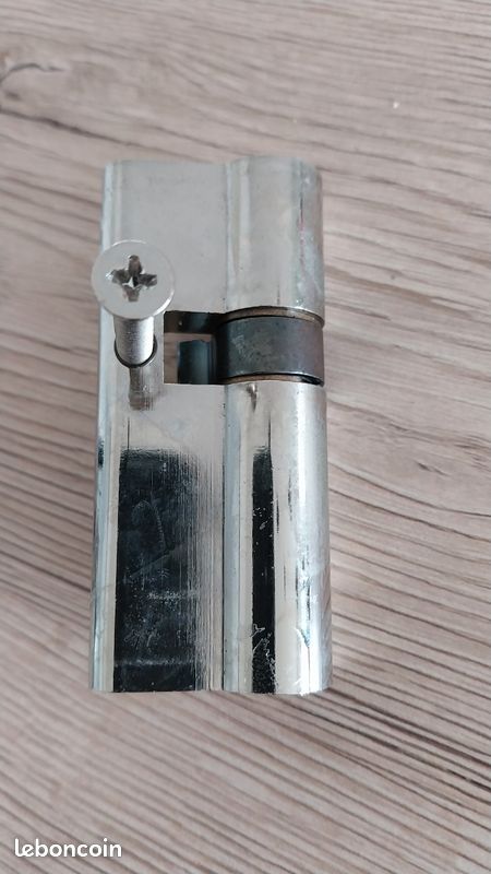 Barillet de serrure avec 6 clés (image 3)