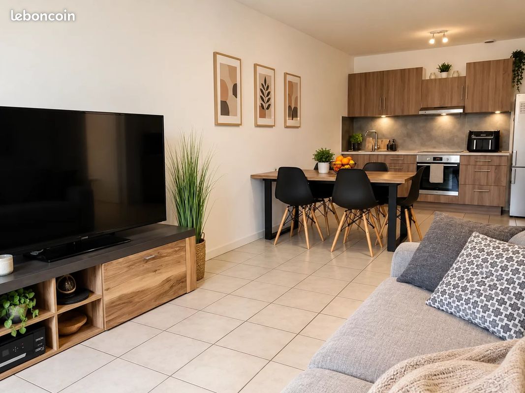 Appartement 3 pièces 77 m² · à Pourrières · 77 m² · 880 €/mois