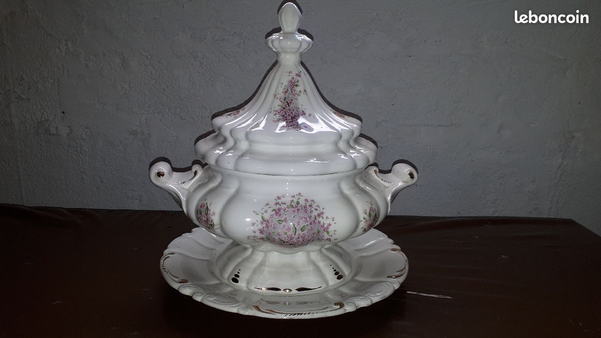 Soupière avec plat (image 1)