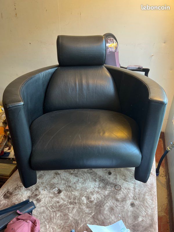Fauteuil Bernard massot confort en cuir (image 1)
