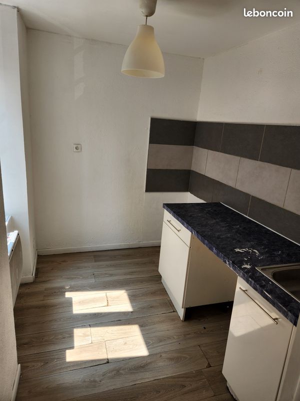Appartement 4 pièces 70 m² · à Saint-Étienne · 70 m² · 690 €/mois