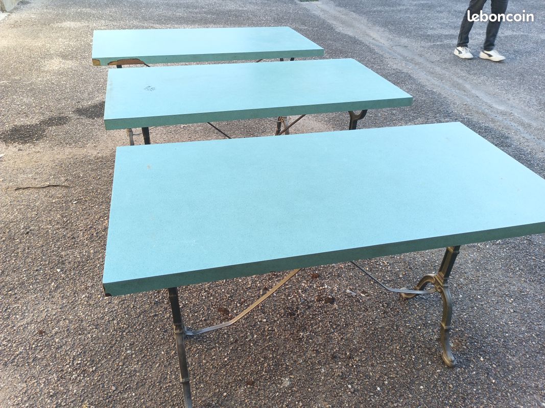 Anciennes Tables de bistrot pieds fonte et plateau formica (image 3)