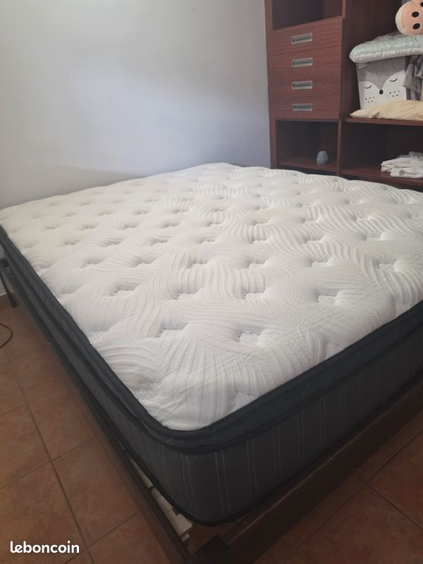 Matelas 140×190 à ressorts – très peu utilisé – excellent état (image 4)