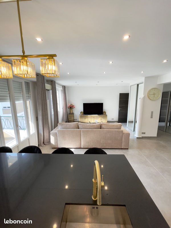 Appartement 3 pièces 73 m² · à Nice · 73 m² · 379 000 €