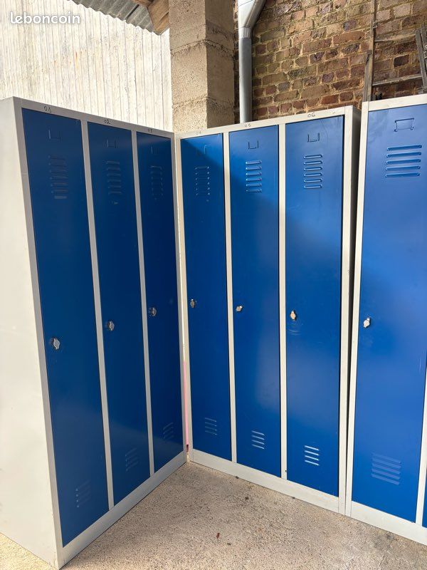 Casier vestiaire en tôle (image 2)