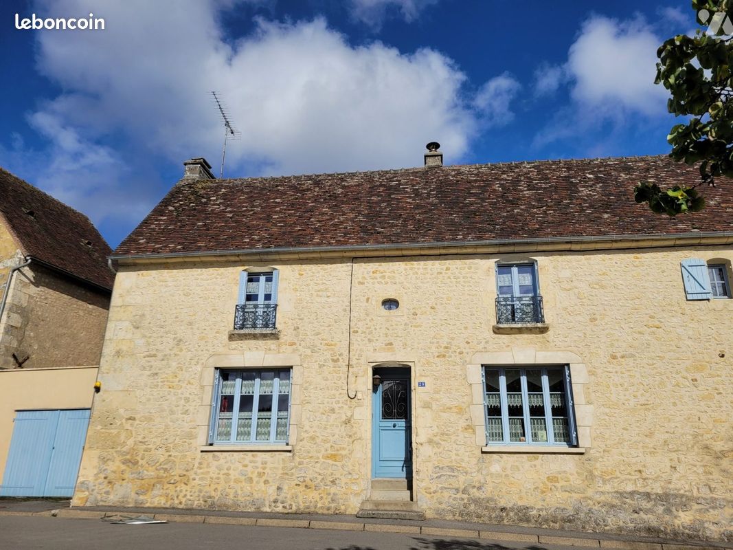 Maison 5 pièces 124 m² · à Perche en Nocé · 124 m² · 200 000 €