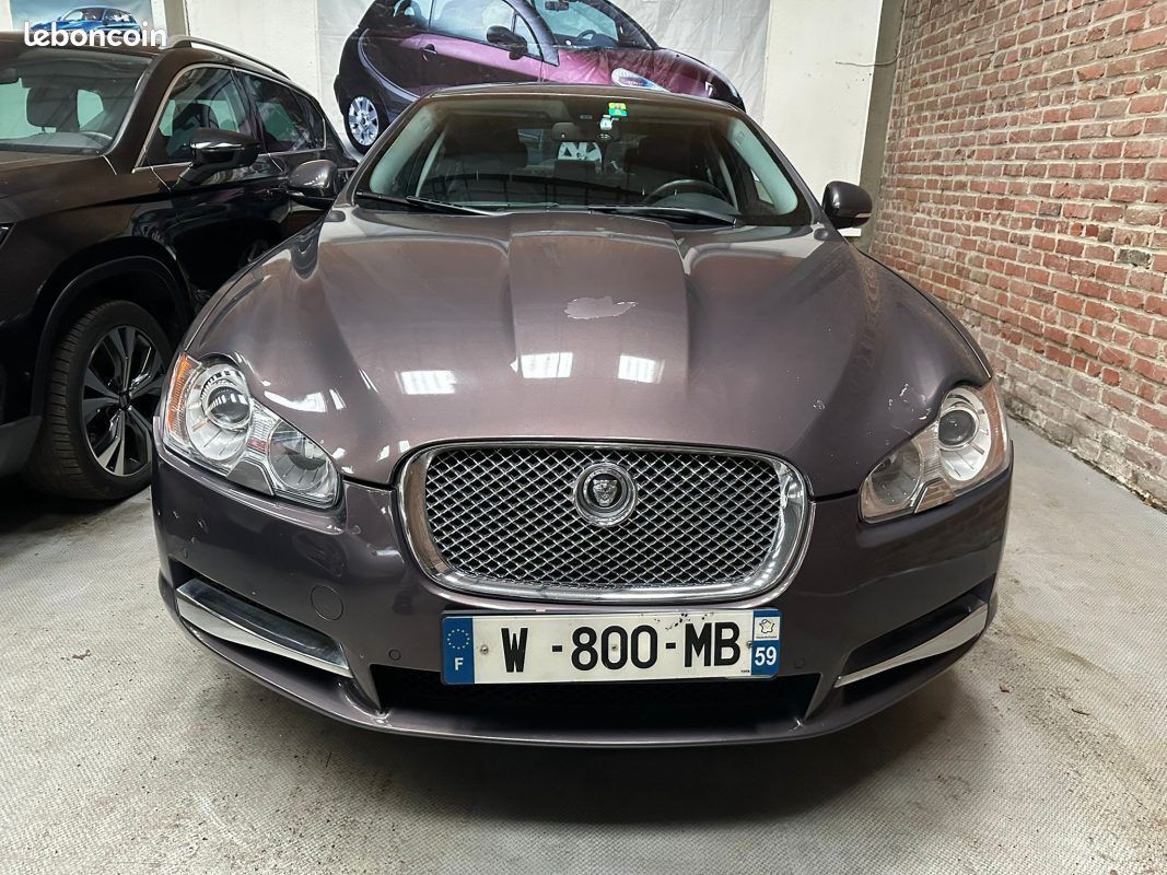 Jaguar xf s 3.0 v6 portfolio 275 cv (image 2)