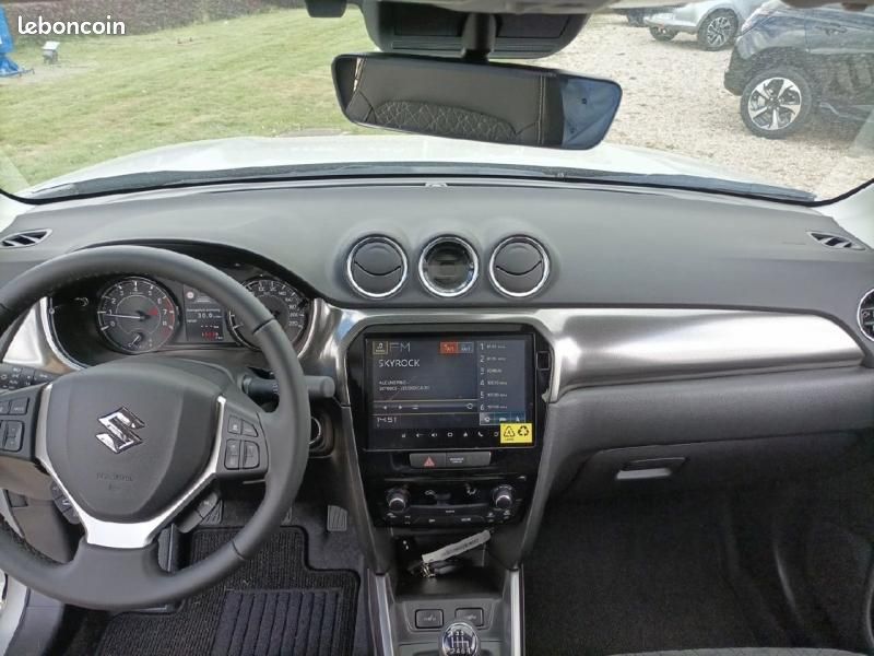 Suzuki Vitara 1.4 Boosterjet Hybrid 110ch Style MY25 (image 5)
