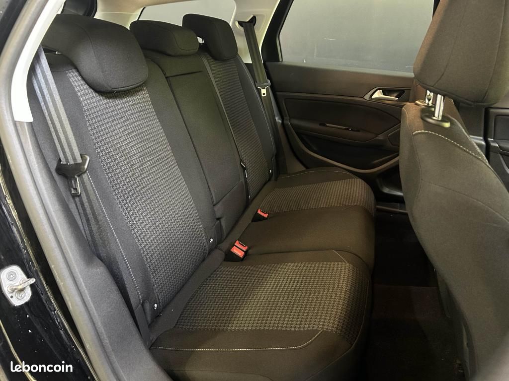 PEUGEOT 308 SW 1.5 BlueHDi - 130 Active Pack ( Camera - Siège chauffants ) (image 12)