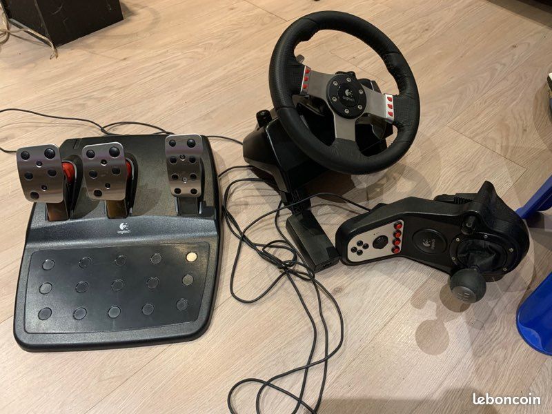 Ensemble volant Logitech G27 (image 1)