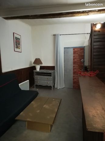 Studio meublé Apt