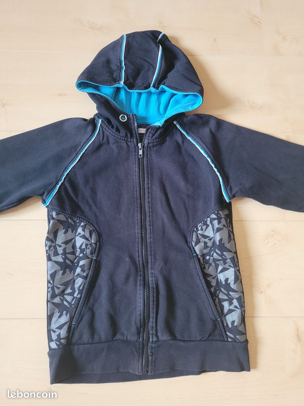 Tenue de sport 3 pièces 10 ans ; pantalon + veste + tee shirt (image 12)