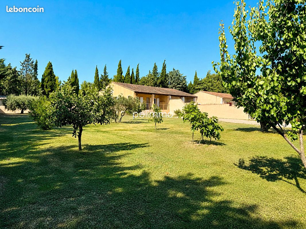 Maison 3 pièces 74 m² · à Eyguières · 74 m² · 349 900 €