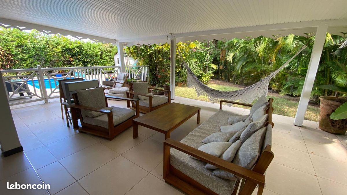 Maison 5 pièces 212 m² · aux Trois-Îlets · 212 m² · 895 000 €