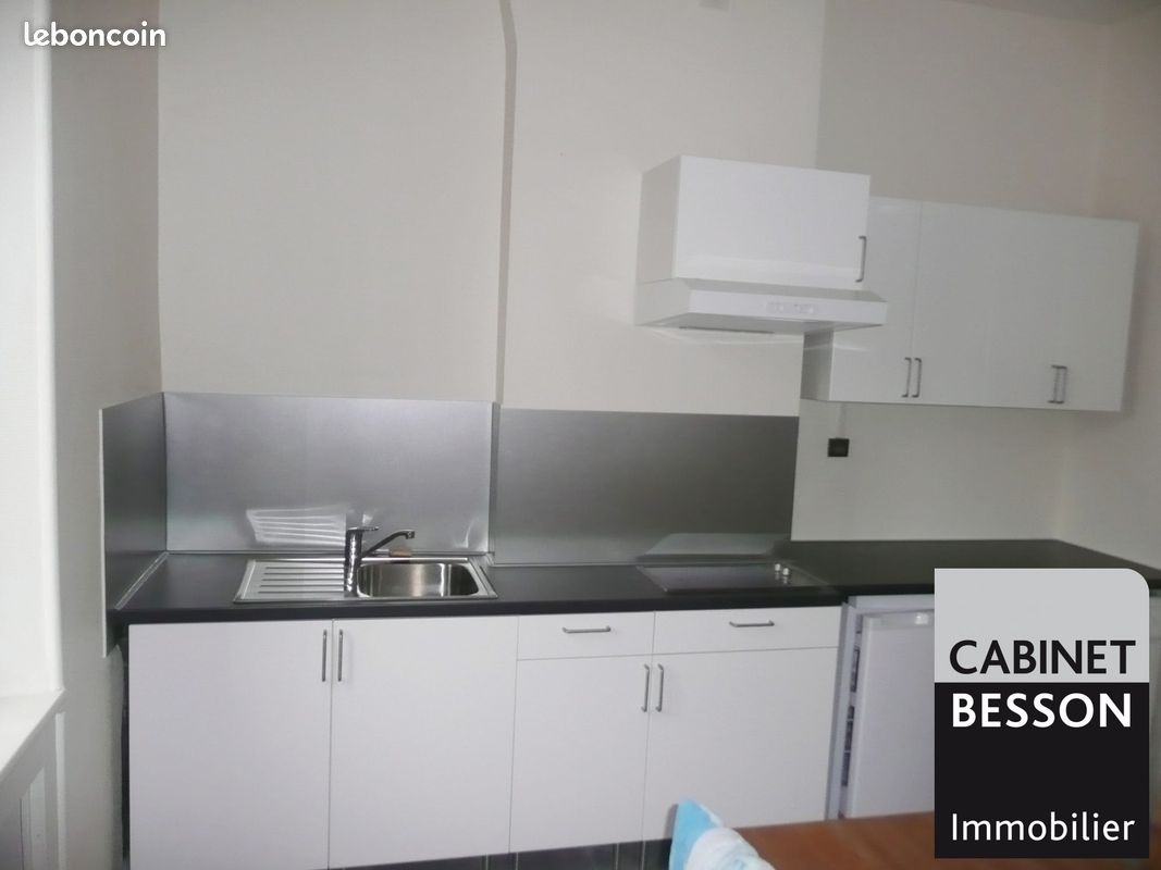 Appartement 2 pièces 37 m² · à Grenoble · 37 m² · 524 €