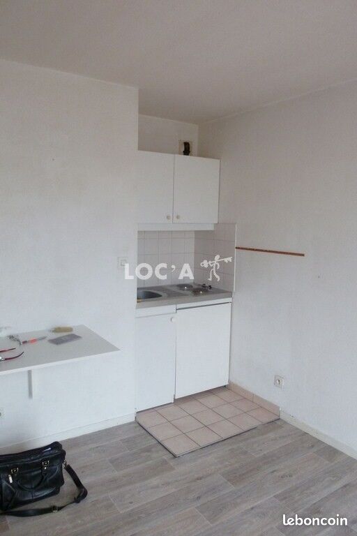 Appartement 1 pièce 21 m² · à Dijon · 21 m² · 400 €