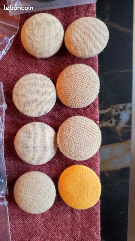 Neuf : lot de boutons + un kit d'étiquettes thermocollantes (image 3)