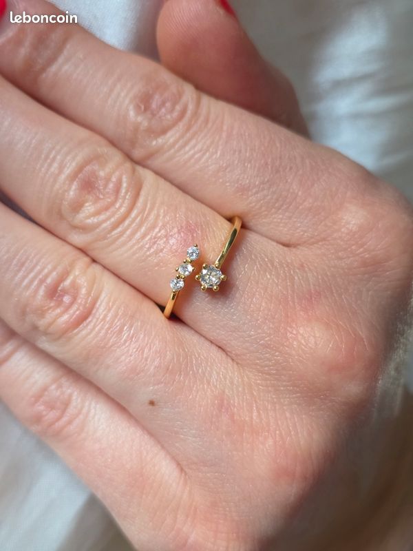 Bague En Métal Doré Avec 7 Oxydes à Facettes - Taille 57, Style Années 2000 - Occasion