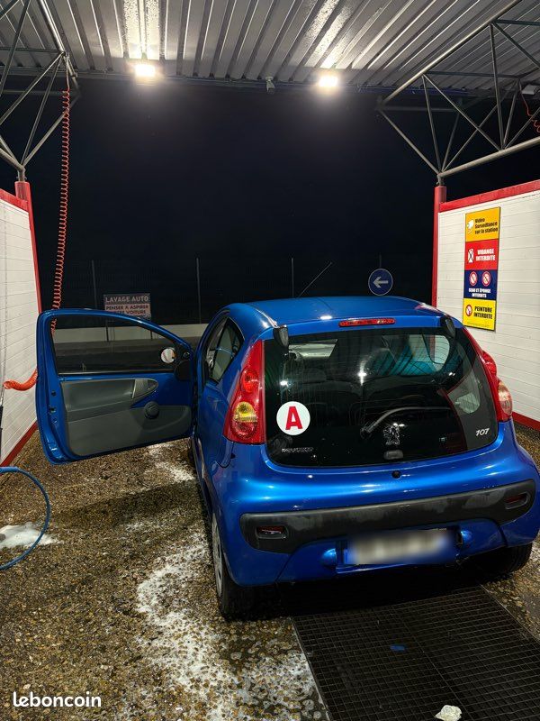 Peugeot 107 (image 2)
