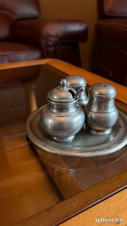 Salière Et Poivrière Anciennes En étain, âne Tirant Un Chariot, Vintage