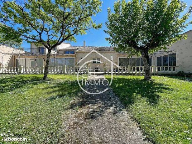Propriété 8 pièces 342 m²