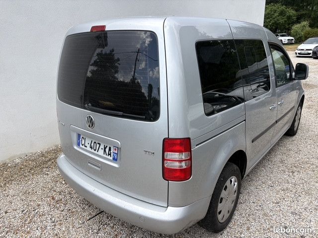 Volkswagen CADDY 1.6 TDI 75CH FAP TRENDLINE (image 11)