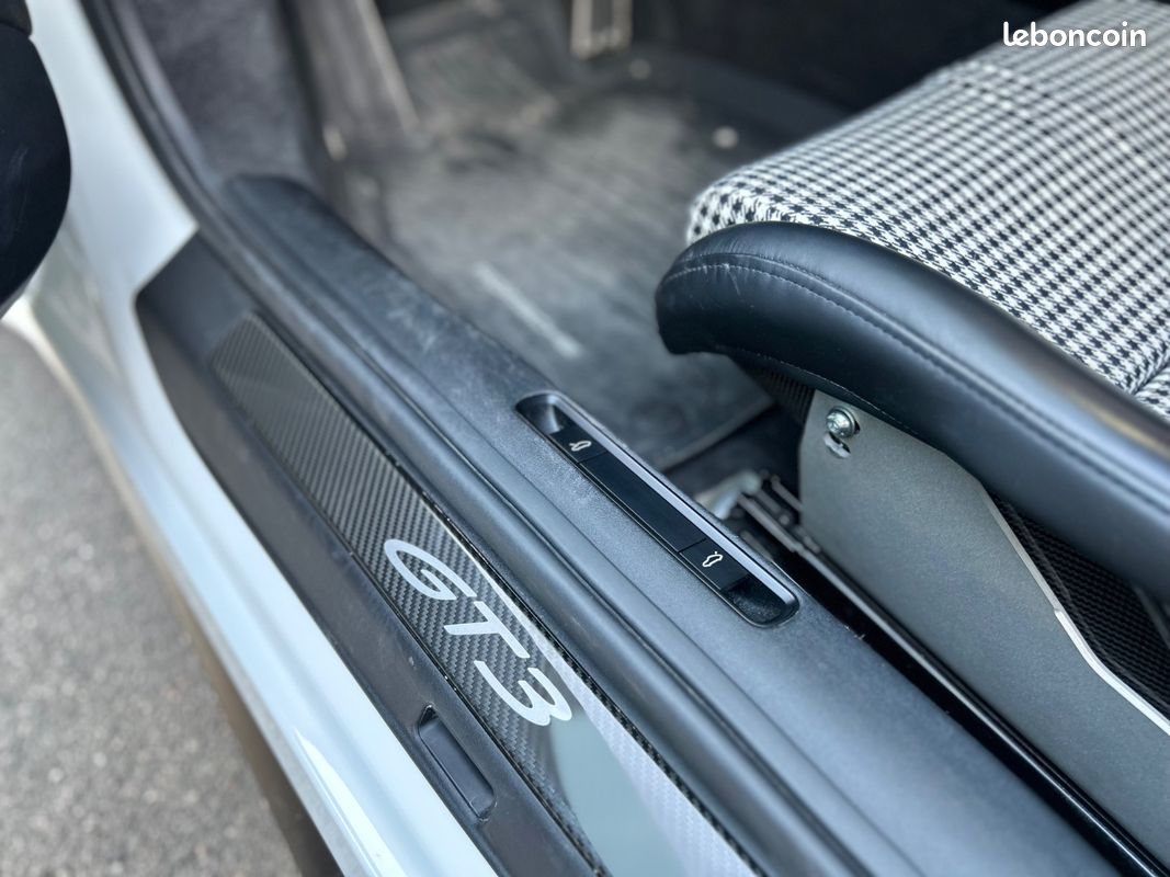 PORSCHE 911 GT3 4.0i 510cv- Boite manuelle-Lift-Chrono-Malus payé-Suivi complet Porsche-Garantie 12 mois (image 13)