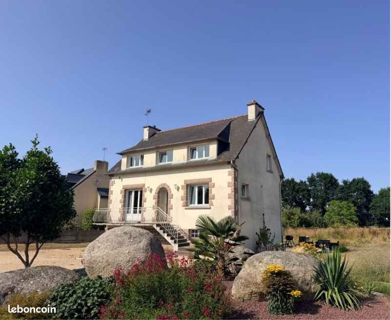 Maison 6 pièces 122 m² · à Ploumagoar · 121,5 m² · 220 000 €
