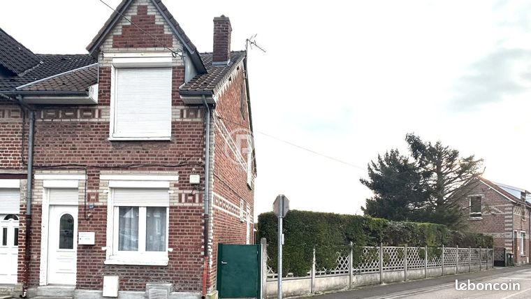 https://img.leboncoin.fr/api/v1/lbcpb1/images/a2/f0/46/a2f046134df994e6ca63fb2a271ab4edb60f7bc9.jpg?rule=ad-image