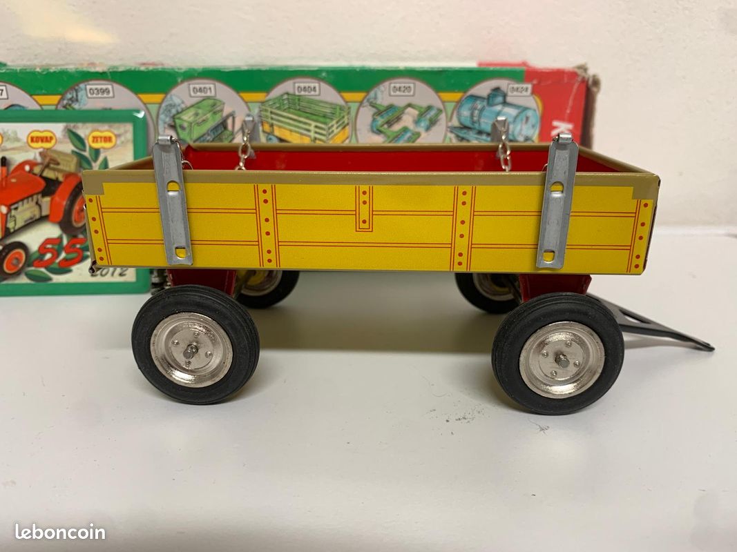 Tracteur Kovap Avec Remorque - Tôle - Moteur à Clé - Échelle 21 Cm - Peu Sorti