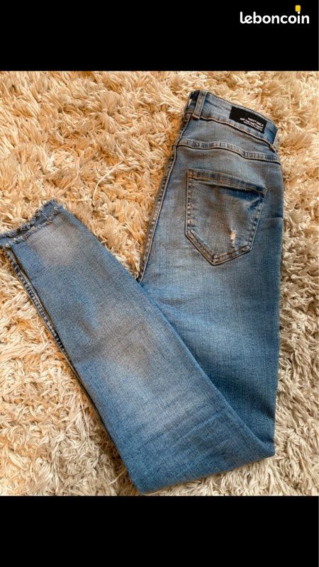 Jean taille haute bleu (image 2)