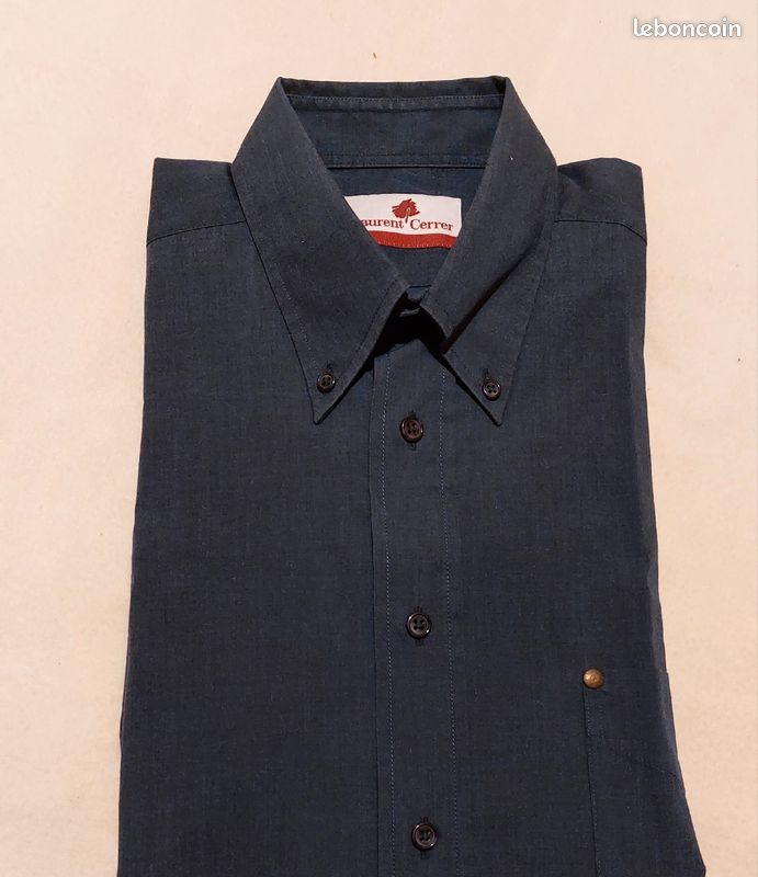 Chemise bleue marine (image 1)