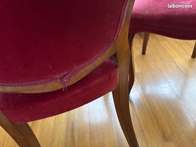 Lot de 2 chaises en noyer velour bordeaux vintage (image 3)