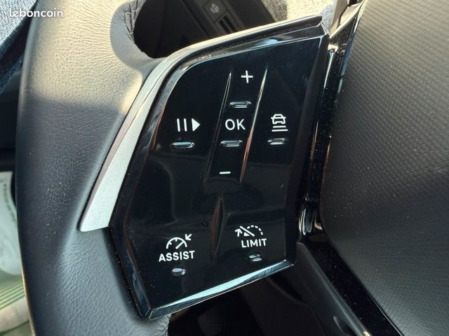 Peugeot 3008 1.2 HYBRID 145CH ALLURE E-DCS6 (image 18)